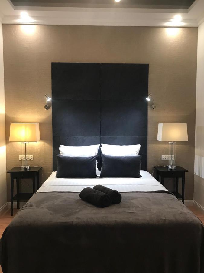 Lazare Maison De Maitre , Appartements De Standing Avec Parking Privatif A Seulement 7 Minutes A Pied Du Centre Historique De بزييه المظهر الخارجي الصورة