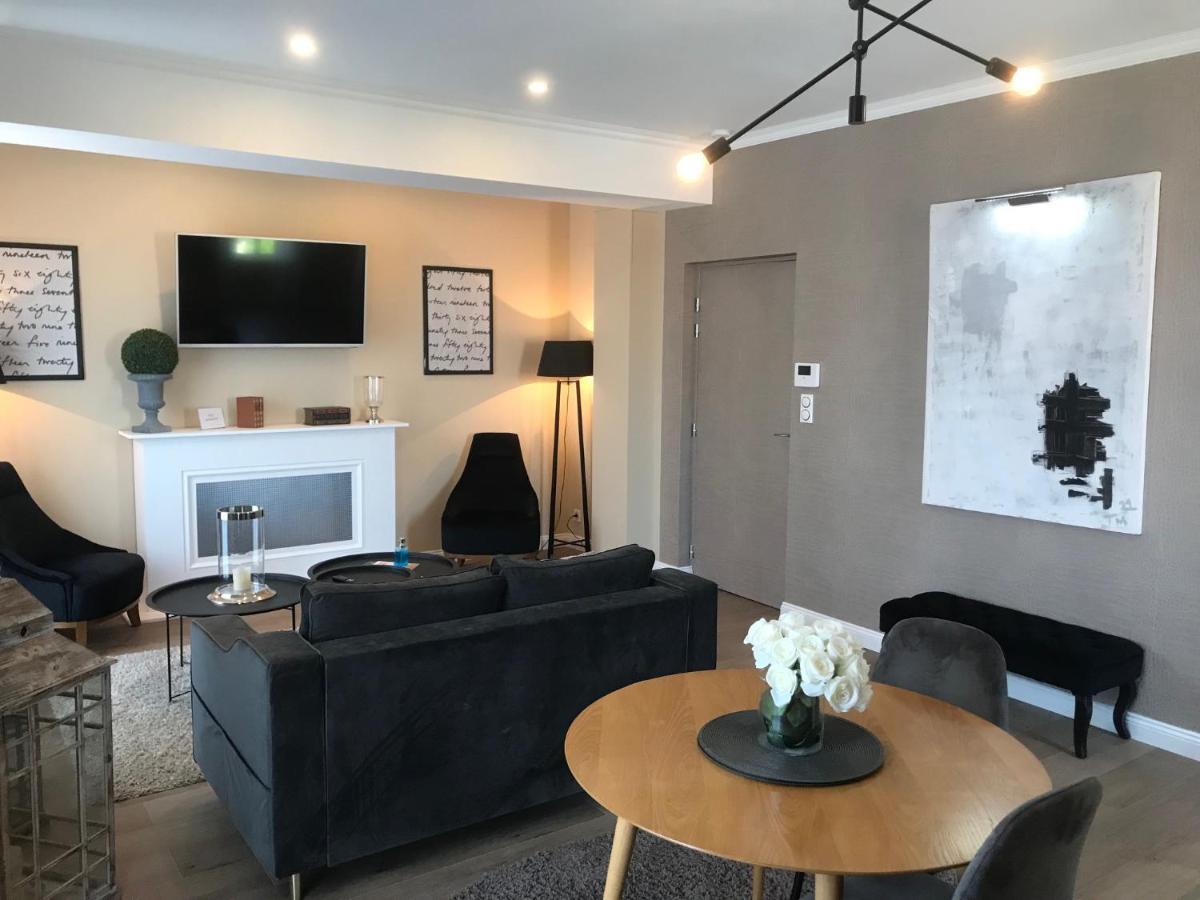 Lazare Maison De Maitre , Appartements De Standing Avec Parking Privatif A Seulement 7 Minutes A Pied Du Centre Historique De بزييه المظهر الخارجي الصورة
